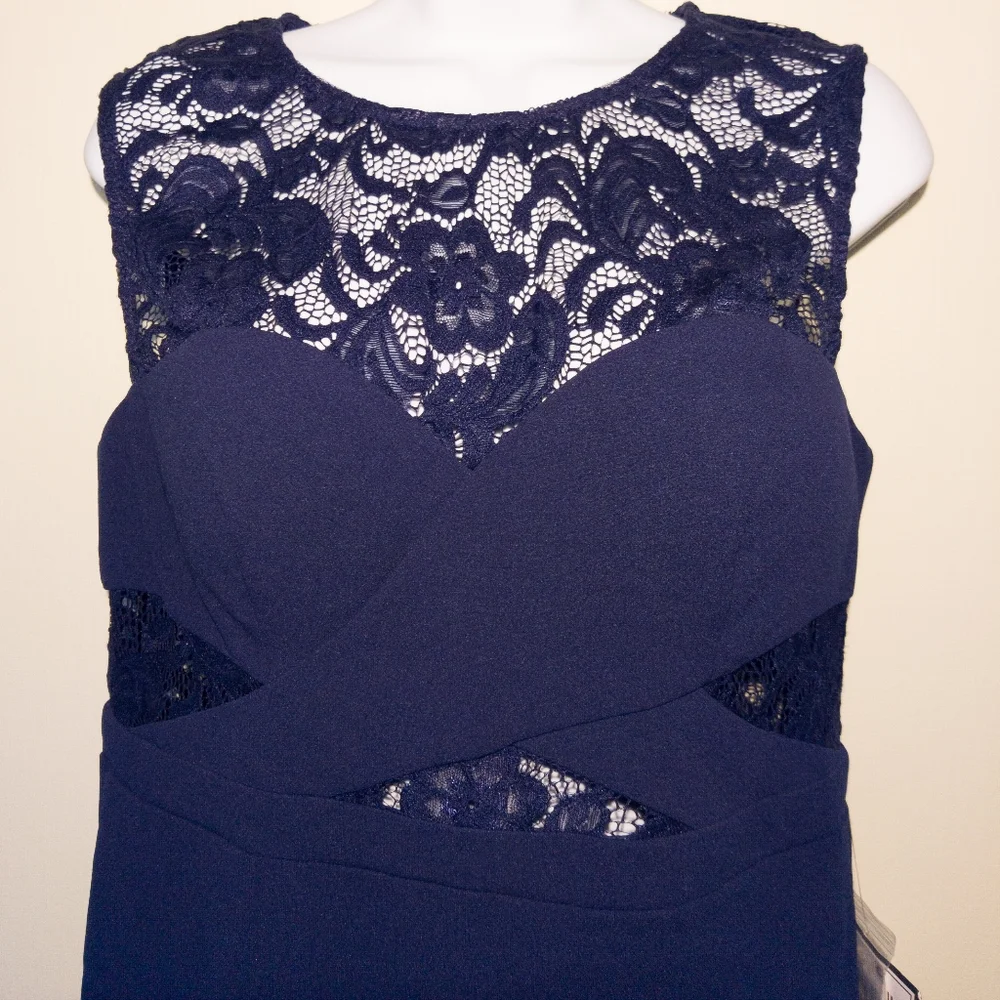 B. Darlin Juniors' Lace Cutout Bodycon Dress Navy Blue XL